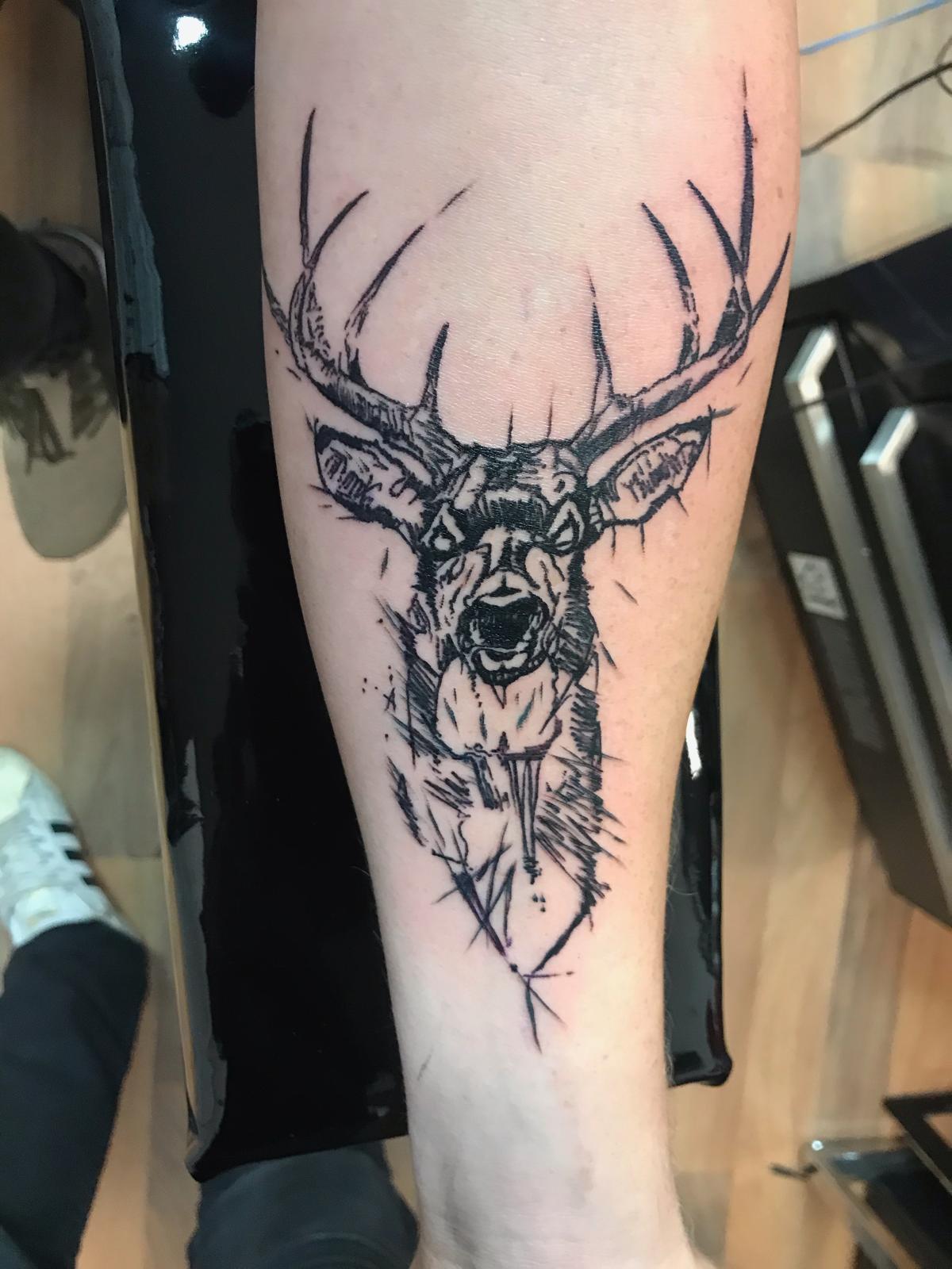 Tätowierung im Studio Letzte Instanz Mainz